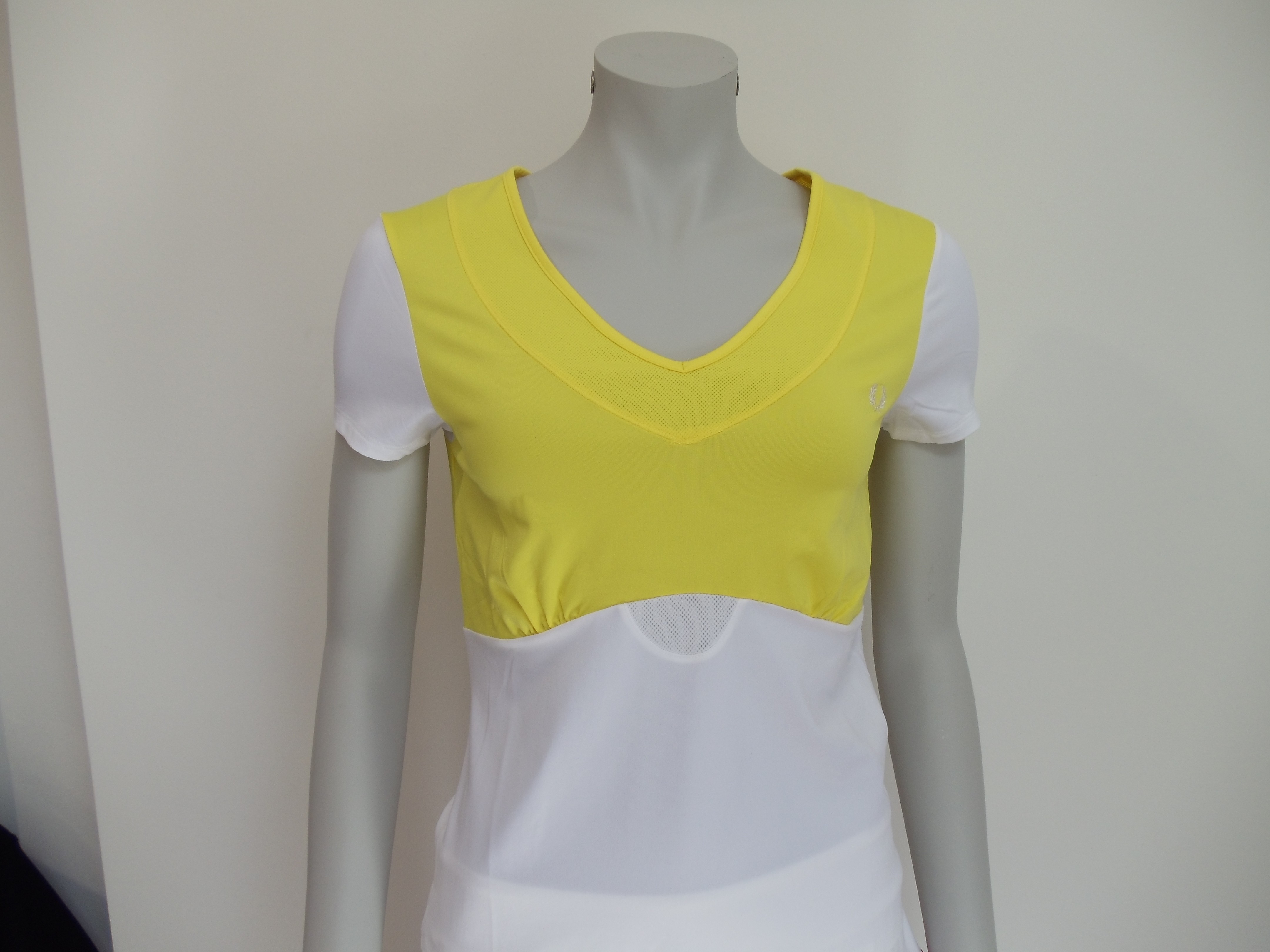Fred Perry V-Neck Double Layer T-Shirt